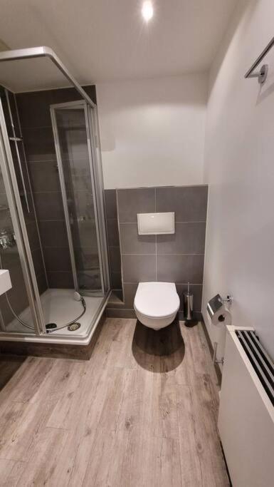 Nice Apartment in modern Center of Düsseldorf Bagian luar foto