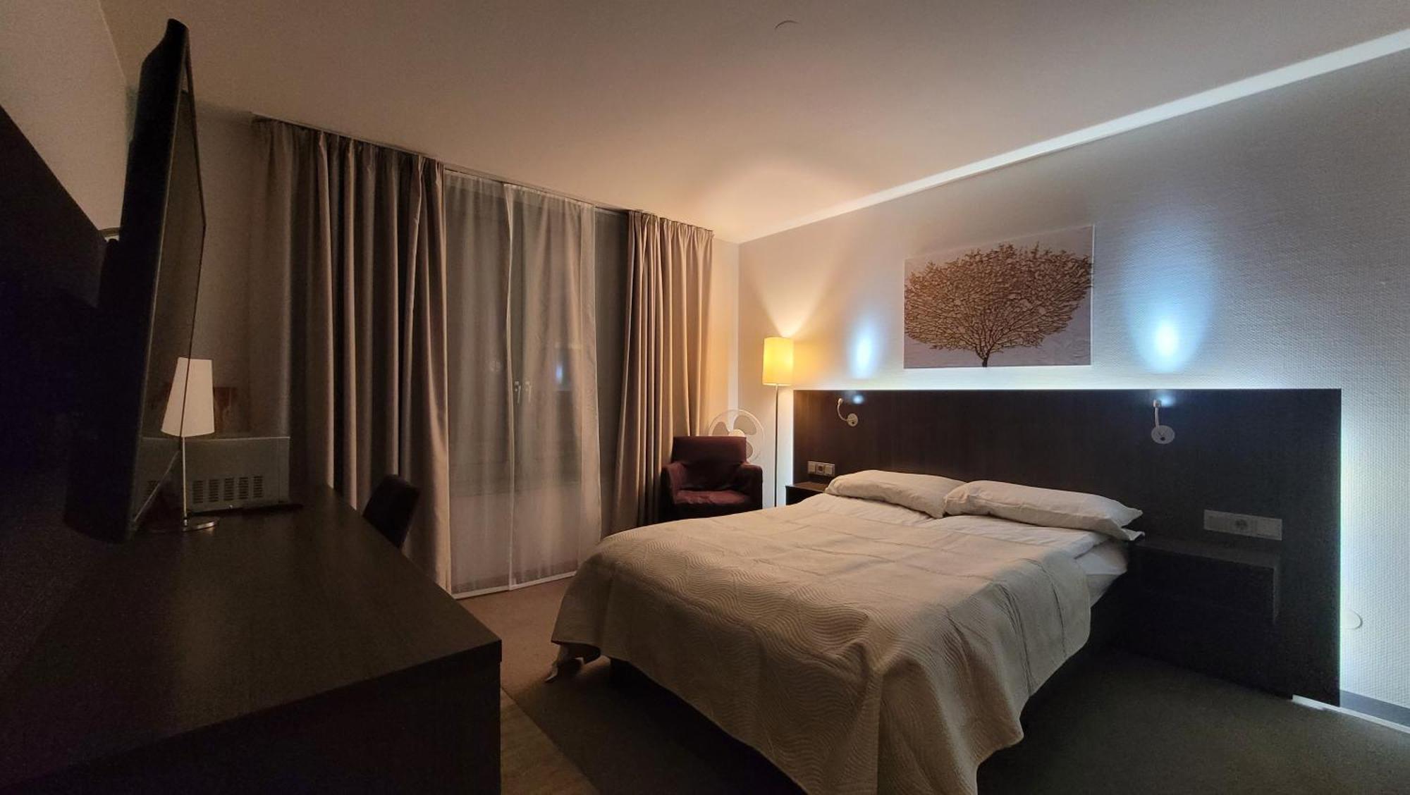 Nice Apartment in modern Center of Düsseldorf Bagian luar foto